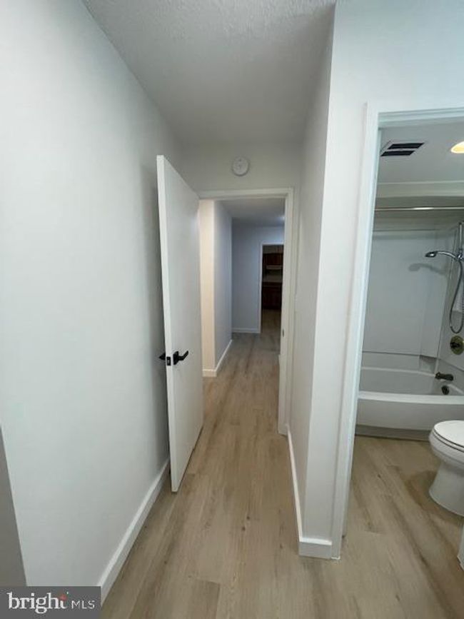 APT-114 - 5903 Mount Eagle Dr, Condo with 2 bedrooms, 2 bathrooms and null parking in ALEXANDRIA VA | Image 20