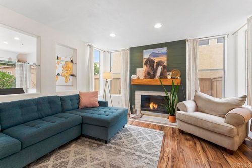 305 Cobblestone Pl, Santee, CA, 92071-6912 | Card Image