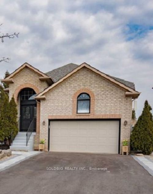 257 Anthony Ave, Mississauga, ON, L4Z3V4 | Card Image