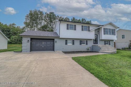 132 Northpoint Drive, Olyphant, PA, 18447 | Card Image
