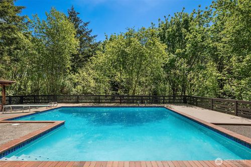 16521 Ne 1st Pl, Bellevue, WA, 98008-4505 | Card Image