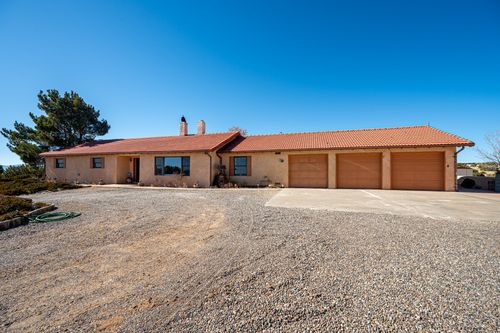 197 Sunrise Road, Santa Fe, NM, 87507 | Card Image
