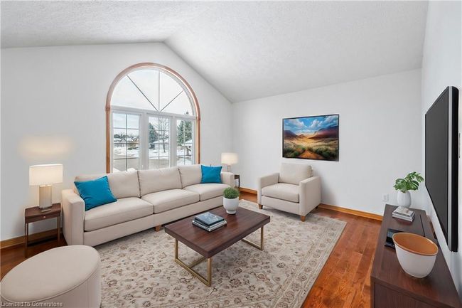 82 Whitlaw Way, House other with 3 bedrooms, 2 bathrooms and 4 parking in Paris ON | Image 7