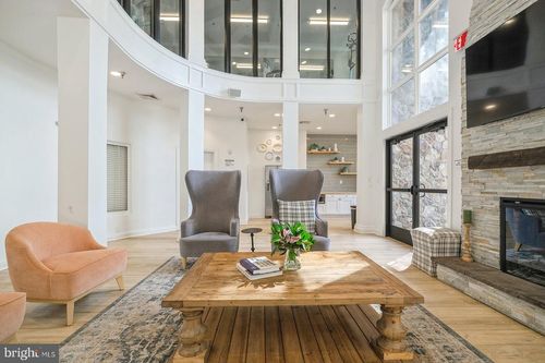 apt-417-7000 Johnson Farm Ln, CHADDS FORD, PA, 19317-9058 | Card Image