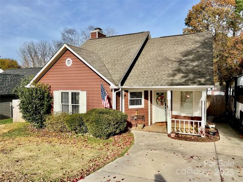 10923 Gladewater Dr, Matthews, NC, 28105-3727 | Card Image