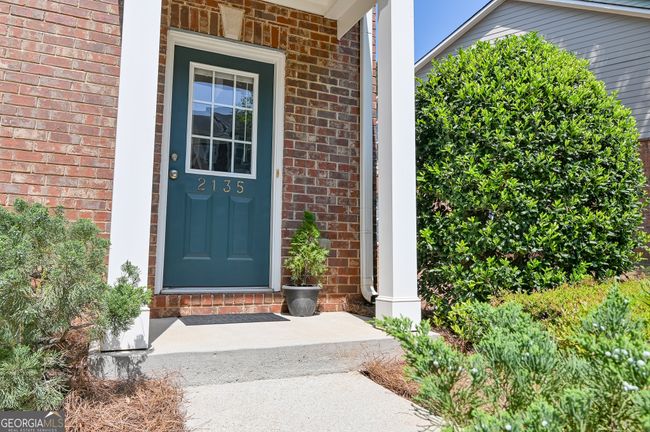 2135 Dillard Xing, Townhouse with 2 bedrooms, 3 bathrooms and null parking in Tucker GA | Image 4