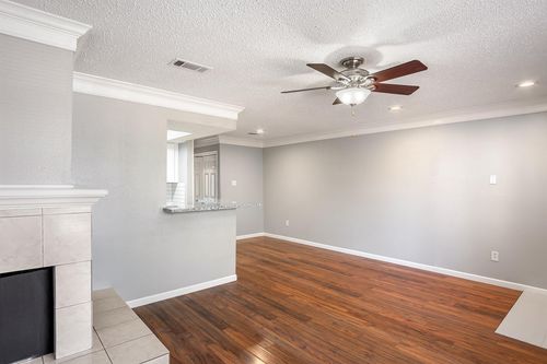 unit-510-7402 Alabonson Rd, Houston, TX, 77088-5359 | Card Image