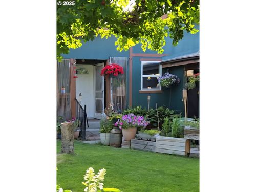 345 Ne Tenth St, Irrigon, OR, 97844-7066 | Card Image