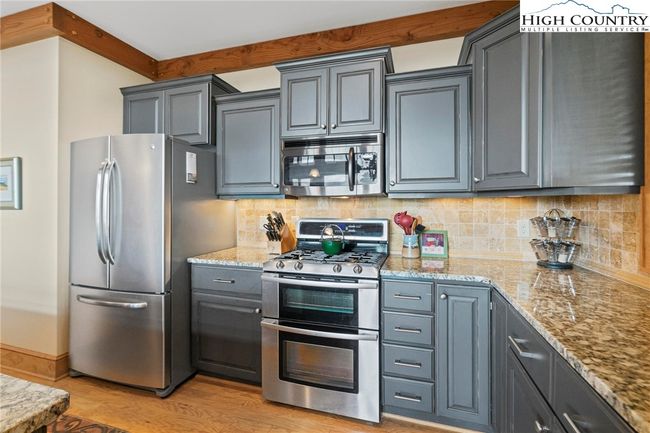 CA7 - 142 Evening View Ln, Condo with 3 bedrooms, 4 bathrooms and null parking in Boone NC | Image 9