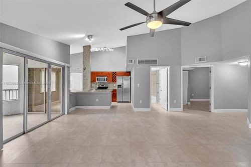 apt-305-2810 N Oakland Forest Dr, Oakland Park, FL, 33309-7610 | Card Image