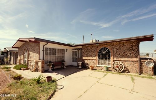 9108 Morelia Rd, El Paso, TX, 79907-3233 | Card Image