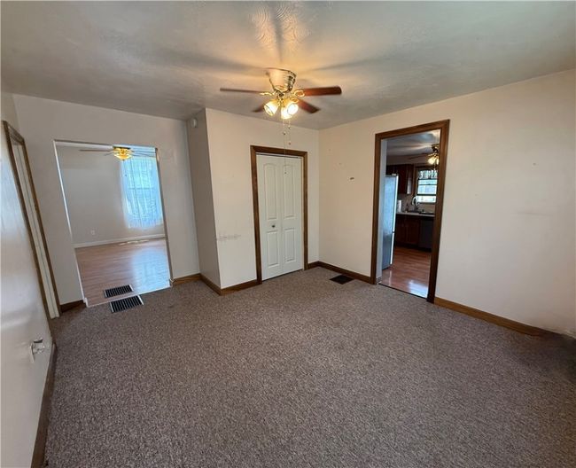 123 - 121 4 Th Ave, House other with 4 bedrooms, 3 bathrooms and 2 parking in Scottdale PA | Image 14