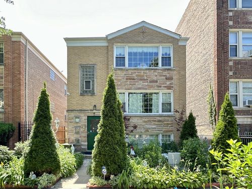 apt-2-5534 N Campbell Ave, CHICAGO, IL, 60625-2674 | Card Image