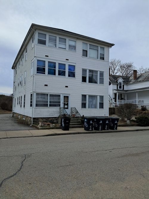 apt-1-146 Charlton St, Southbridge, MA, 01550-2385 | Card Image