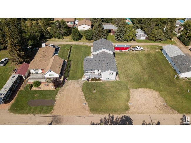 116 Main St, House other with 4 bedrooms, 3 bathrooms and 6 parking in Kingman AB | Image 38