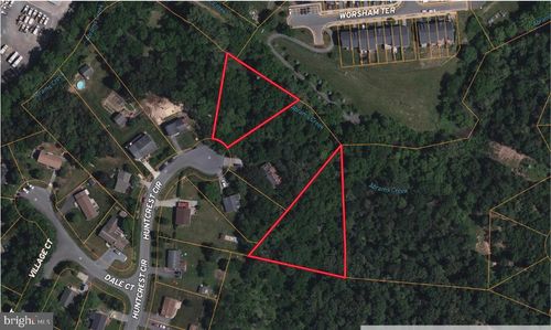 129 Huntcrest Cir, Winchester, VA, 22602-6404 | Card Image