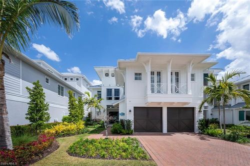 237 13th St, NAPLES, FL, 34102-3449 | Card Image
