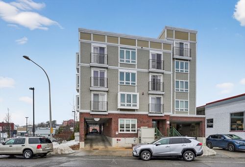 2d-24 Arsenal St, Watertown, MA, 02472-2672 | Card Image