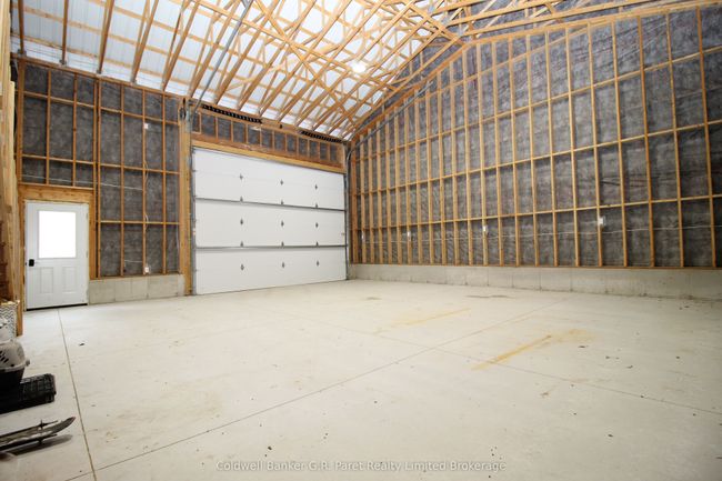 22445 Fairview Rd, House other with 3 bedrooms, 1 bathrooms and 6 parking in Thorndale ON | Image 31