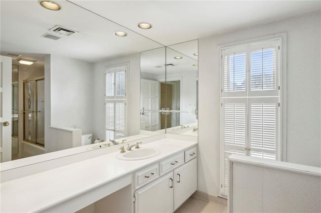 APT-7 - 2769 Peachtree Rd Ne, Condo with 2 bedrooms, 2 bathrooms and 2 parking in Atlanta GA | Image 18