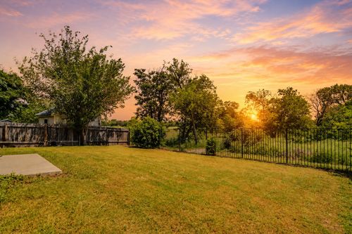 981 Goldenrod St, Kyle, TX, 78640-5459 | Card Image