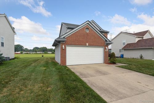 25113 Independence Trl, Warren, MI, 48089-2087 | Card Image