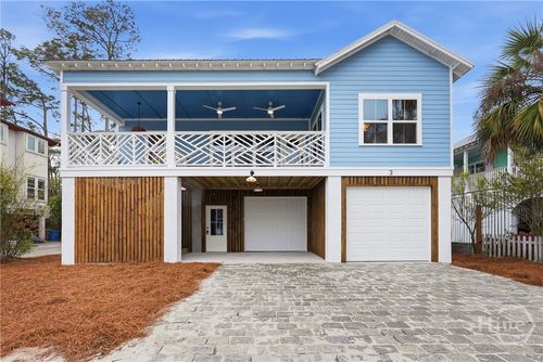 3 Hodges St, Tybee Island, GA, 31328-9323 | Card Image