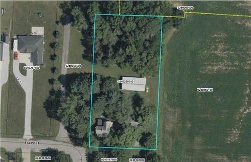 602 E Cliff St, Baltimore, OH, 43105-1310 | Card Image