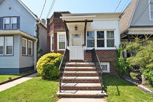 199 Franklin St, Secaucus, NJ, 07094 | Card Image