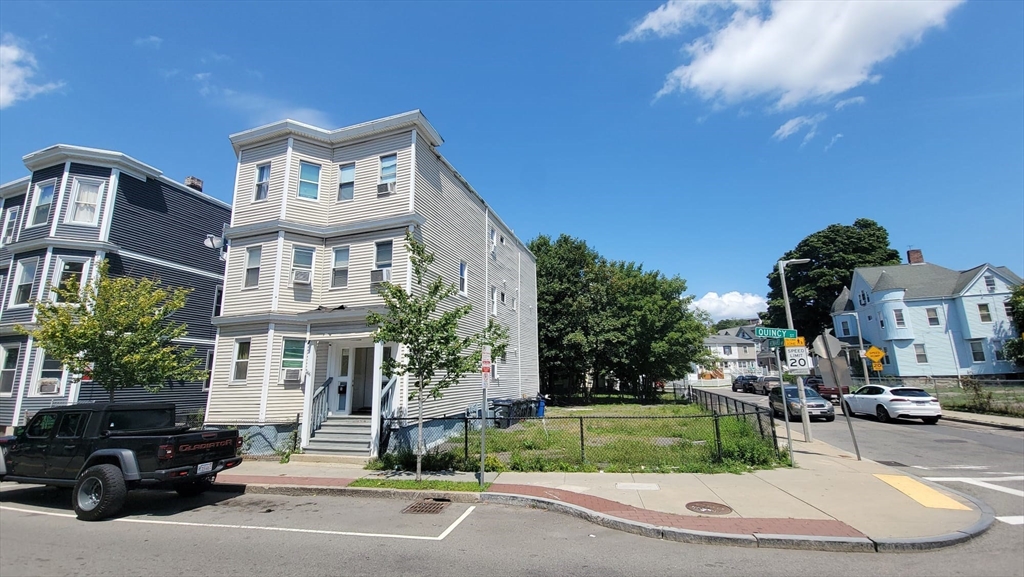 Quincy St, Dorchester, MA 02121