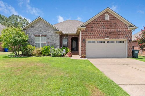 1025 Champions Dr, Conway, AR, 72034-8291 | Card Image