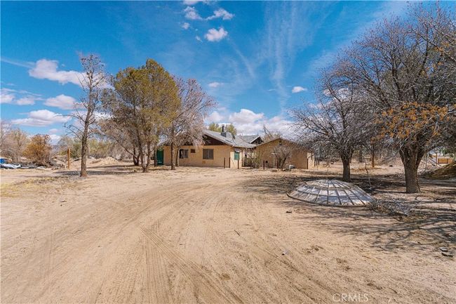 45200 Camelot Drive, House other with 2 bedrooms, 2 bathrooms and 2 parking in Yermo CA | Image 21