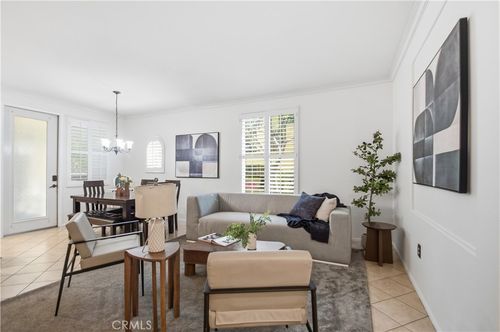 113-17983 Lost Canyon, Canyon Country, CA, 91387 | Card Image