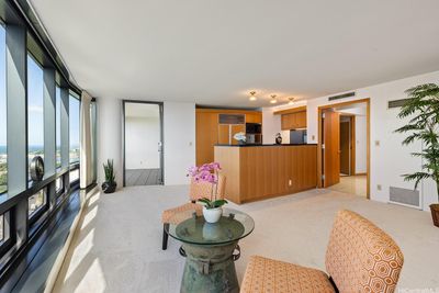 2004 - 1330 Ala Moana Boulevard, Home with 2 bedrooms, 2 bathrooms and 1 parking in Honolulu HI | Image 3