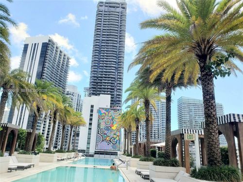 1008-801 S Miami Ave, Miami, FL, 33130-4524 | Card Image
