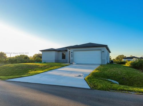 2615 68th St W, Lehigh Acres, FL, 33971-5971 | Card Image