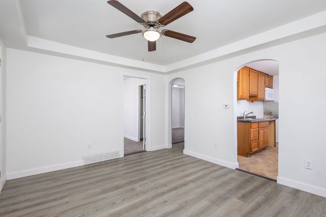 34 E Milton Ave, House other with 2 bedrooms, 1 bathrooms and null parking in Hazel Park MI | Image 8