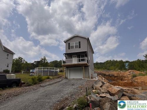 1025 Princeton Ave, Palmerton, PA, 18071-1011 | Card Image
