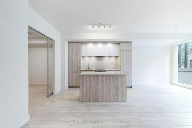 412 - 15 Mercer St, Condo with 2 bedrooms, 2 bathrooms and null parking in Toronto ON | Image 12