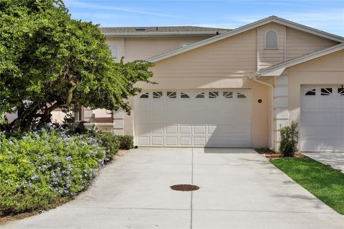 35 Enclave Dr, Winter Haven, FL, 33884-1327 | Card Image