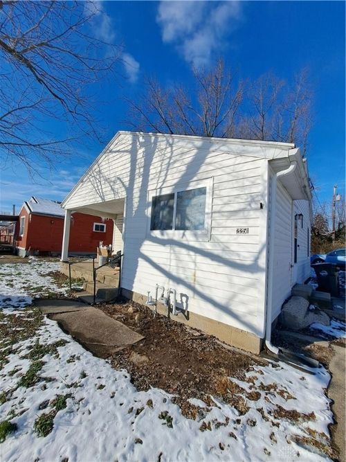 2251 Martin Ave, Dayton, OH, 45414-3352 | Card Image