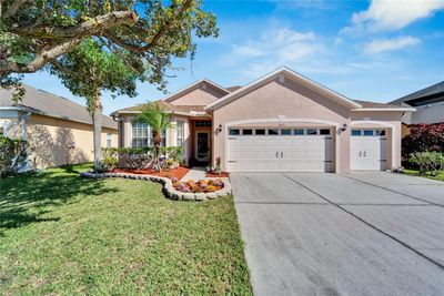 31415 Bridgegate Drive, House other with 4 bedrooms, 3 bathrooms and null parking in Wesley Chapel FL | Image 3