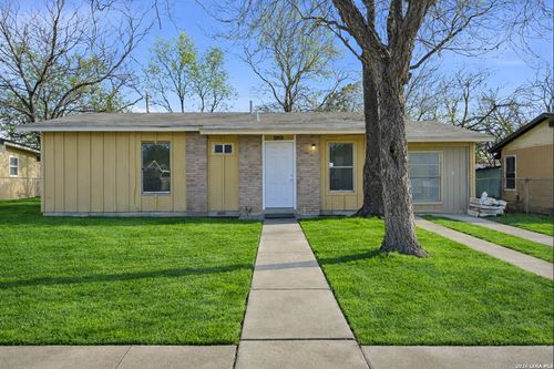 4246 King Krest Dr, San Antonio, TX, 78219-3906 | Card Image