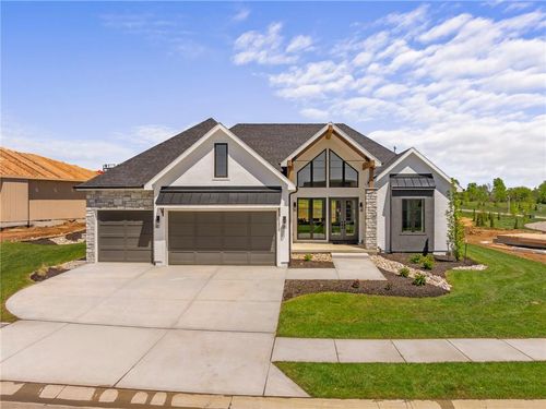 23920 W 112th Ter, Olathe, KS, 66061-7131 | Card Image