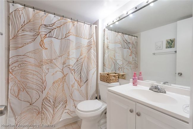 5-20 - 18210 Mediterranean Blvd, Condo with 2 bedrooms, 2 bathrooms and null parking in Hialeah FL | Image 10