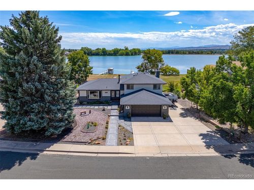 2706 Farisita Dr, Loveland, CO, 80538-3433 | Card Image