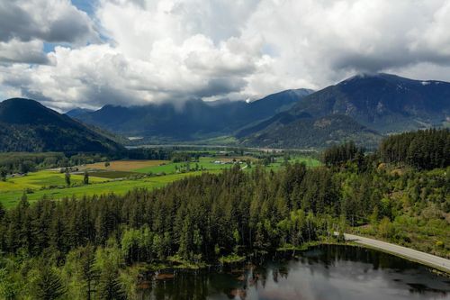 1724 Lougheed Highway, Agassiz, BC, V0M1A1 | Card Image