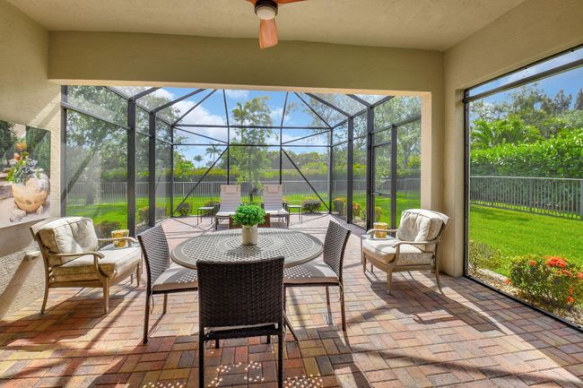 9380 Isles Cay Dr, House other with 2 bedrooms, 2 bathrooms and null parking in Delray Beach FL | Image 33
