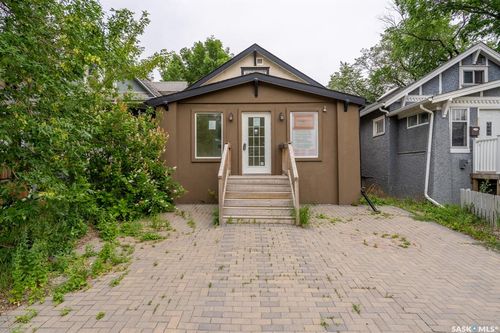 1535 Victoria Ave, Regina, SK, S4P0P6 | Card Image