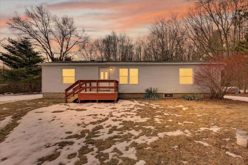 2160 Fitzner Rd, Greenville, MI, 48838-9230 | Card Image